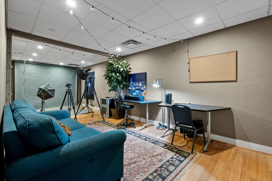 More Photos Of 2908 Epperly Dr, Del City Loft Creative Space For Sale