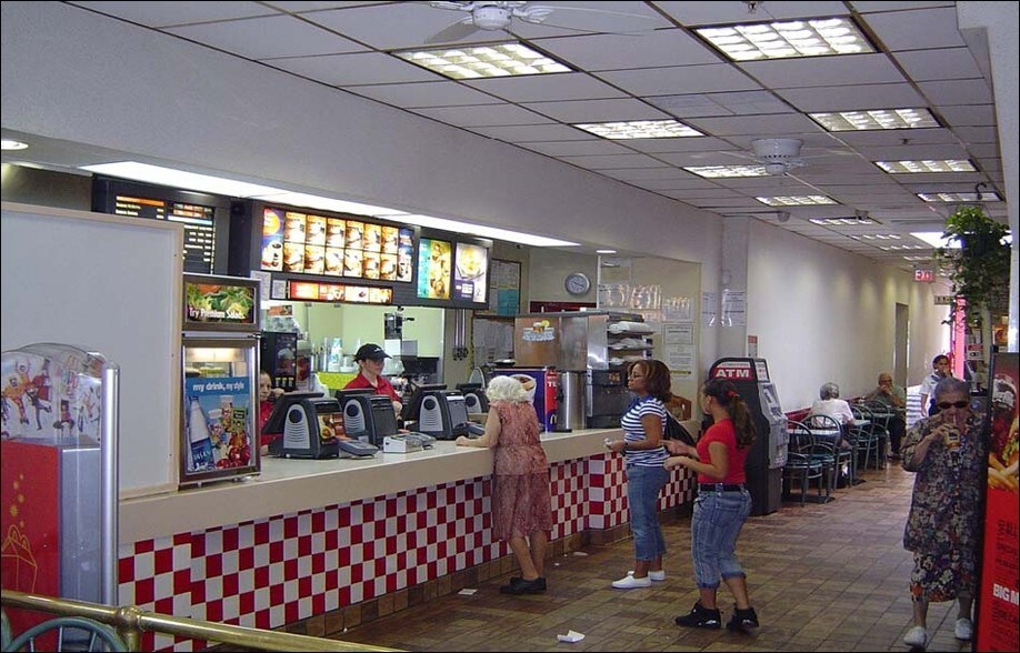 More Photos Of 6003 Bergenline Ave, West New York General Retail For Sale