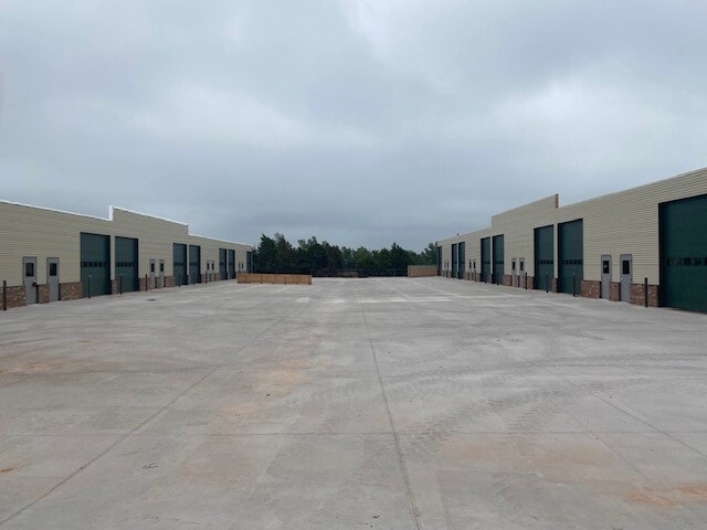 More Photos Of 4260 N Boulevard, Edmond Unknown For Lease