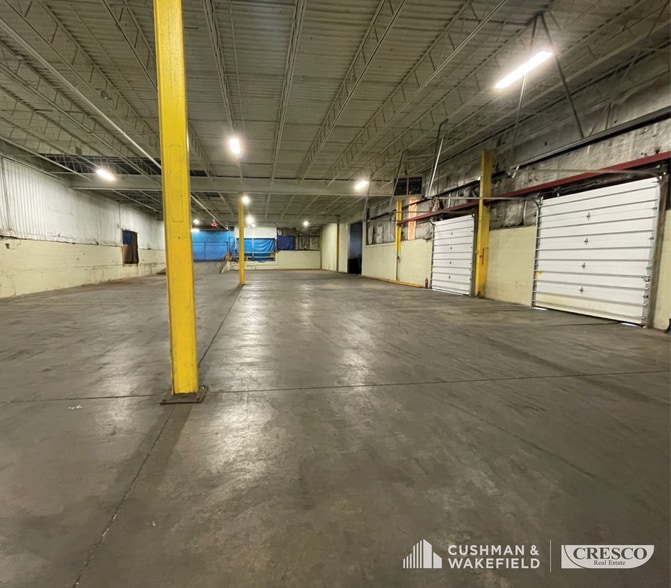 More Photos Of 12117 Bennington Ave, Cleveland Manufacturing For Lease