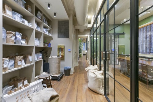 More Photos Of 528 Gravier St, New Orleans Office For Lease