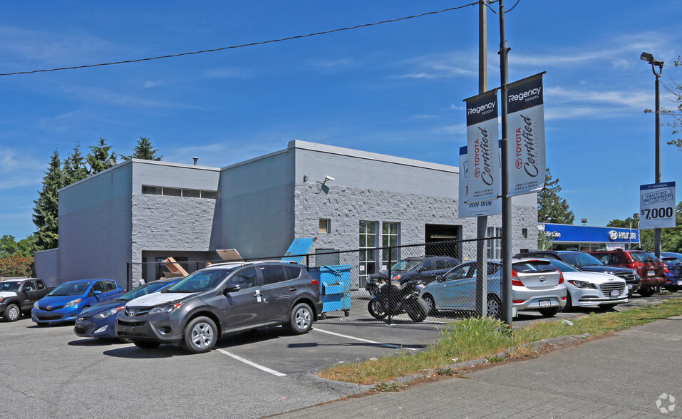 Primary Photo Of 445-525 Kingsway, Vancouver Auto Dealership For Sale