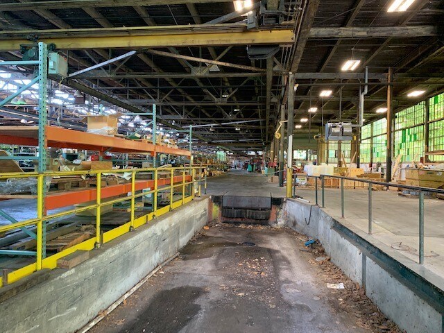 More Photos Of 1500 E 219th St, Euclid Unknown For Lease