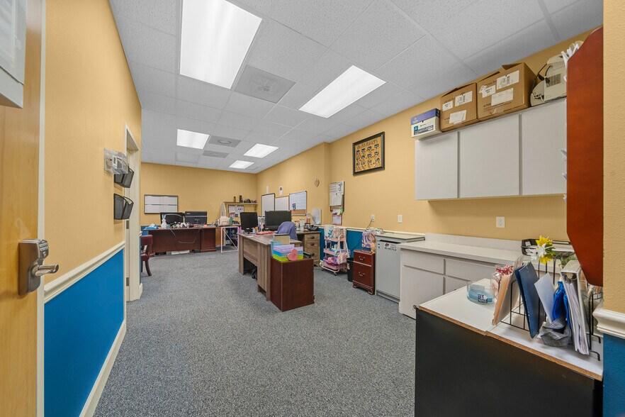 More Photos Of 5925 SE Abshier Blvd, Belleview Medical For Sale