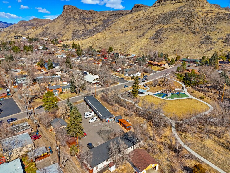More Photos Of 403 23rd St, Golden Apartments For Sale
