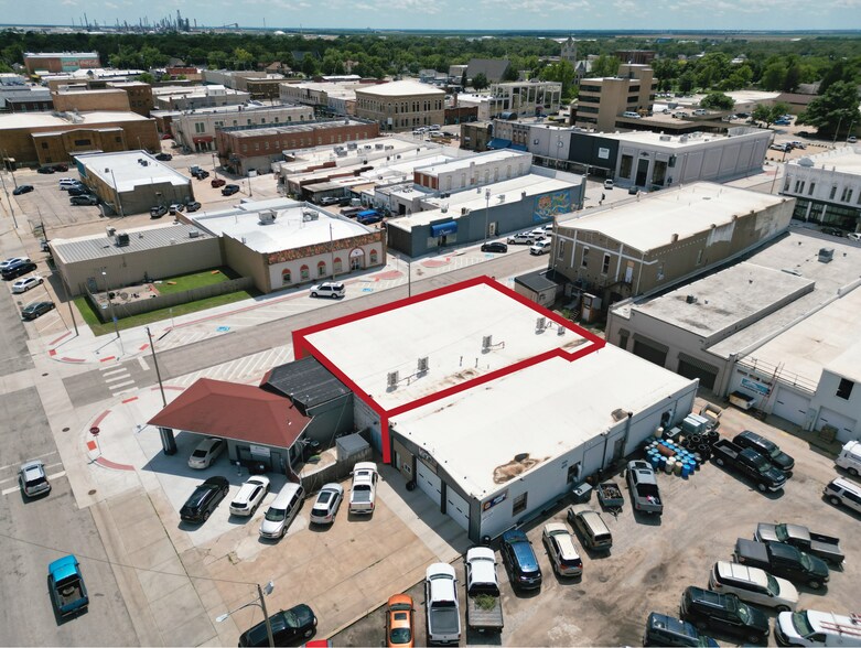 More Photos Of 115 E Euclid St, Mcpherson Office For Sale