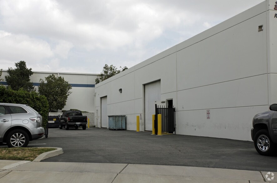 More Photos Of 10851 Edison Ct, Rancho Cucamonga Warehouse For Lease