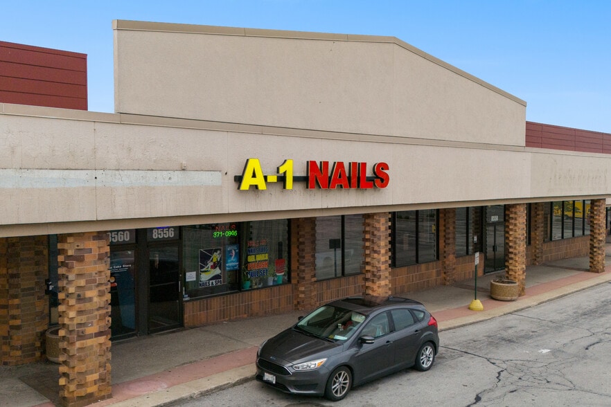 More Photos Of 8514-8564 W Brown Deer Rd, Milwaukee Unknown For Lease