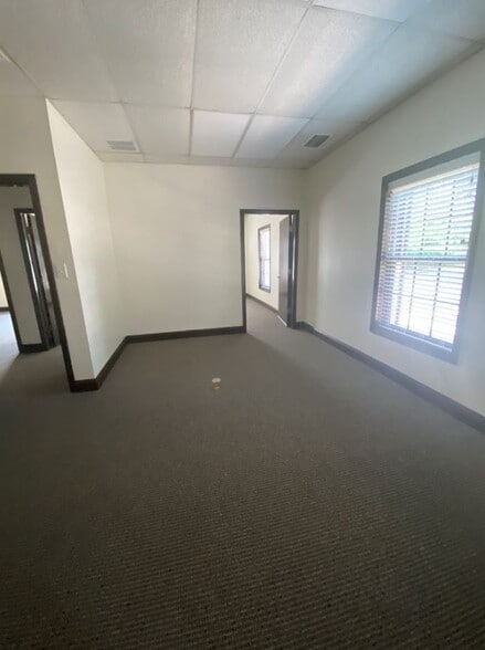 More Photos Of 310 Dick St, Fayetteville Office For Lease