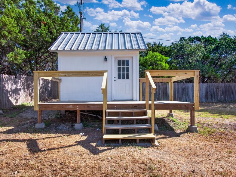 More Photos Of 14711A Quail Ct, Leander Trailer Camper Park For Sale
