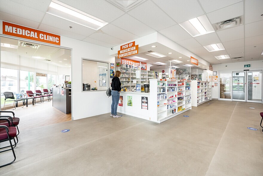 More Photos Of 4695 Canada Way, Burnaby Medical For Lease