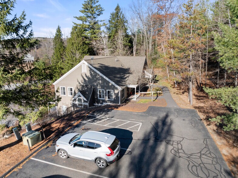 More Photos Of 401 Gilford Ave, Gilford Medical For Sale