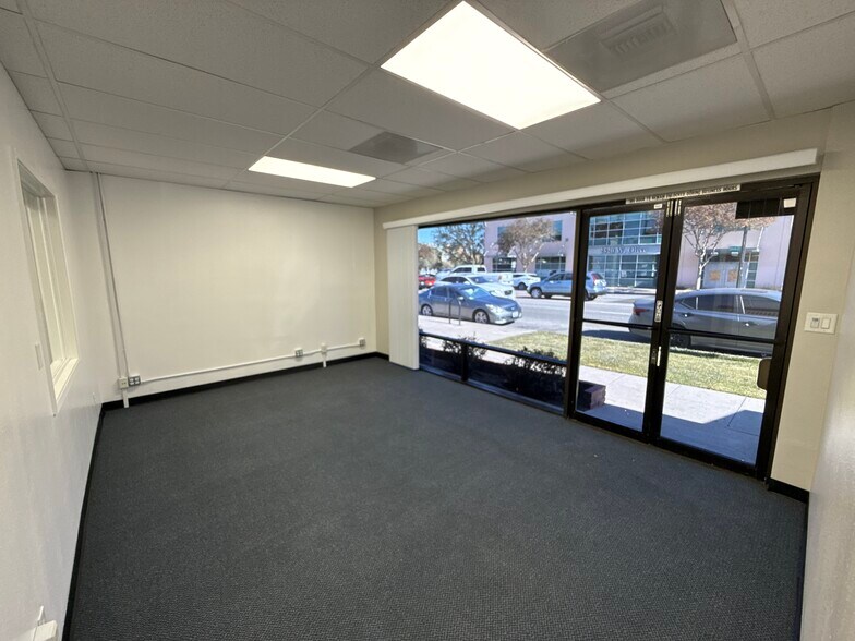 More Photos Of 2607 W Olive Ave, Burbank Office For Lease