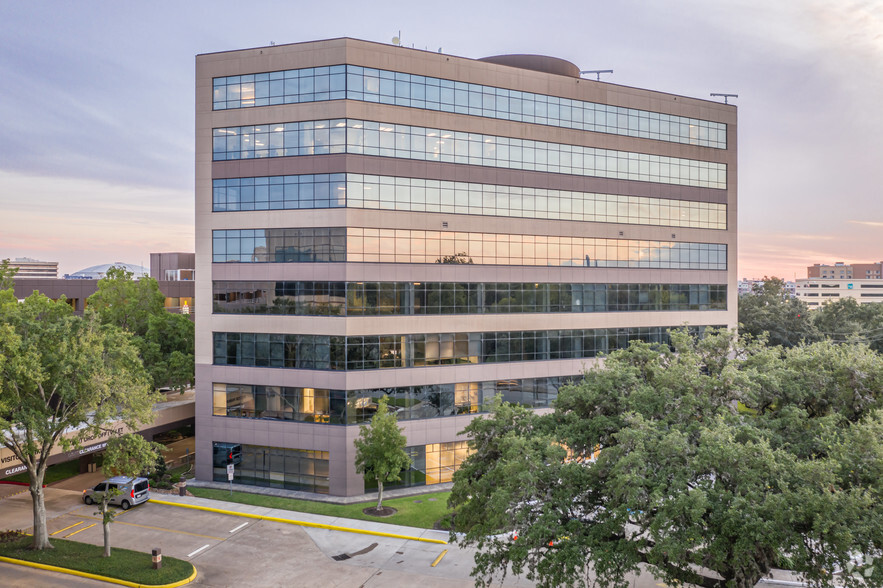 Primary Photo Of 7515 S Main St, Houston Medical For Lease