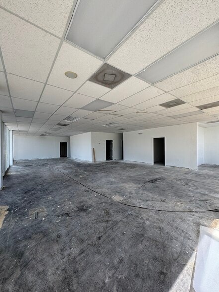 More Photos Of 3910 S Washington Ave, Titusville Office For Lease