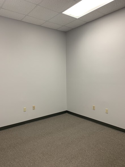 More Photos Of 11301 N US Hwy 301, Thonotosassa Medical For Lease