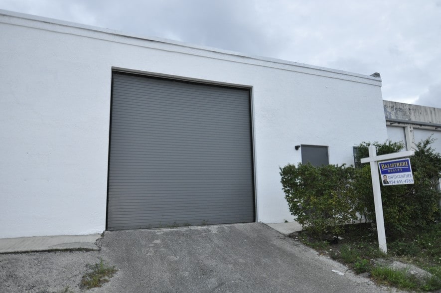 More Photos Of 842 NW 7th Ter, Fort Lauderdale Warehouse For Sale