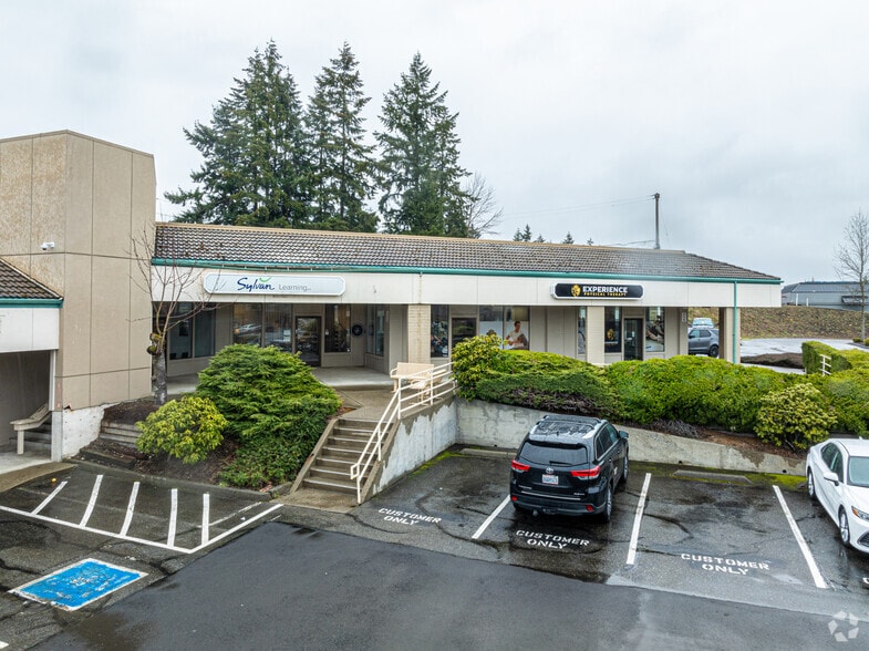 More Photos Of 12020 Meridian Ave S, Puyallup Unknown For Lease