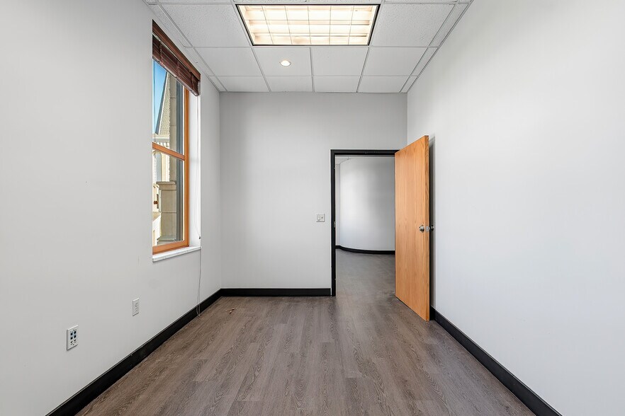 More Photos Of 2 S Main St, Pittston Loft Creative Space For Lease