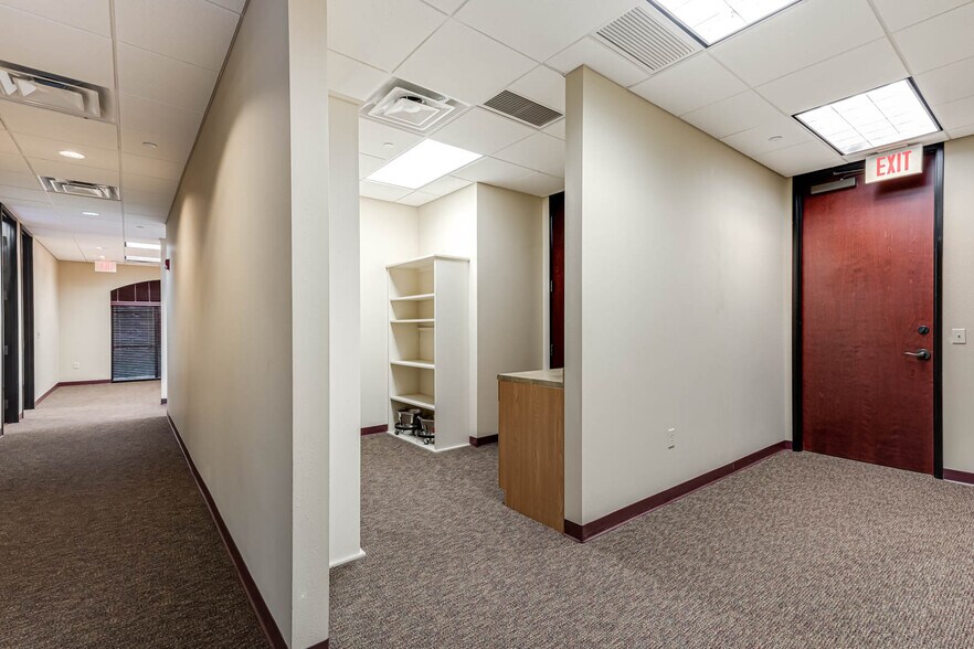 More Photos Of 2632 Broadway St, San Antonio Medical For Lease