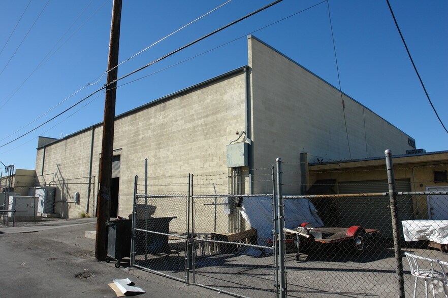 More Photos Of 2650 Westwood Dr, Las Vegas Warehouse For Sale