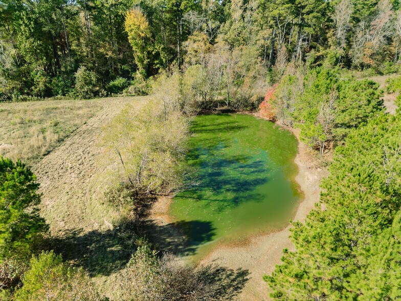 More Photos Of 7697 State Highway 155 N, Gilmer Flex For Sale