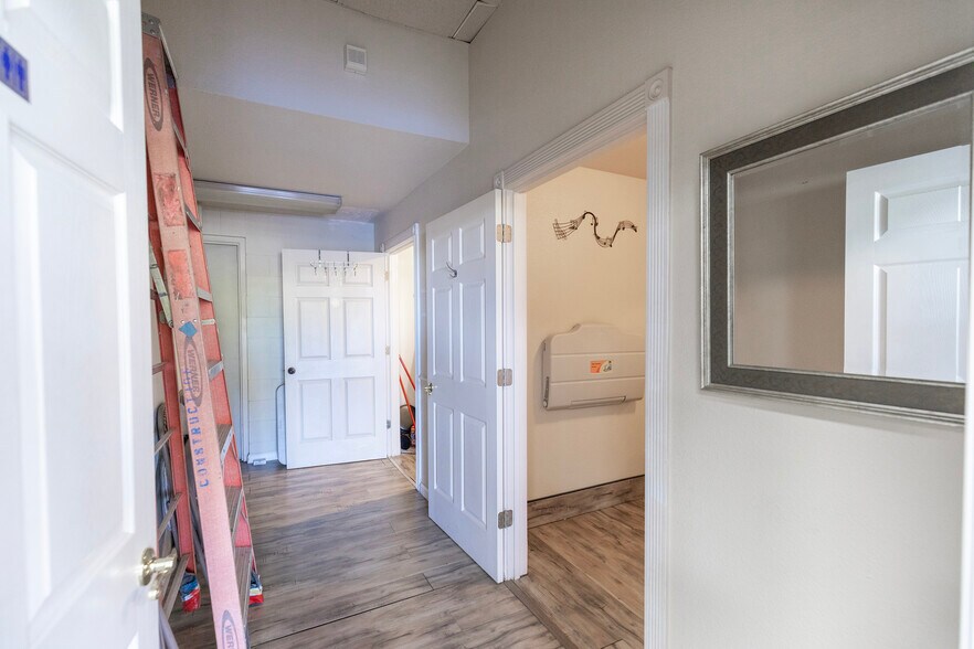 More Photos Of 4881 Granite Dr, Rocklin Storefront Retail Office For Sale