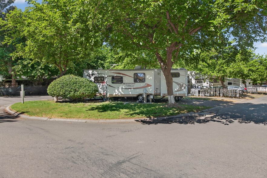 More Photos Of 130 Gilmore Rd, Red Bluff Manufactured Housing Mobile Home Park For Sale