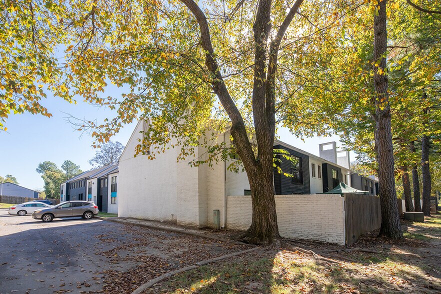 More Photos Of 2780 Raleigh-Lagrange Rd, Memphis Apartments For Sale