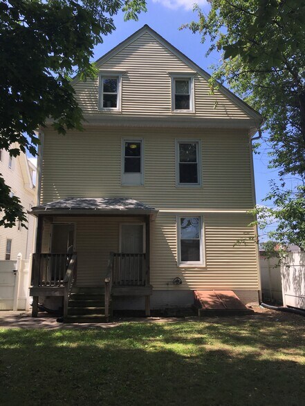 More Photos Of 121-123 Brownell St, New Haven Apartments For Sale