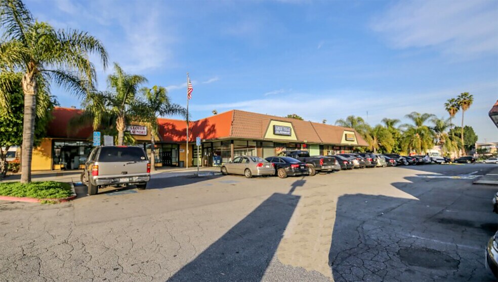 More Photos Of 8230-8240 Norwalk Blvd, Whittier Freestanding For Lease