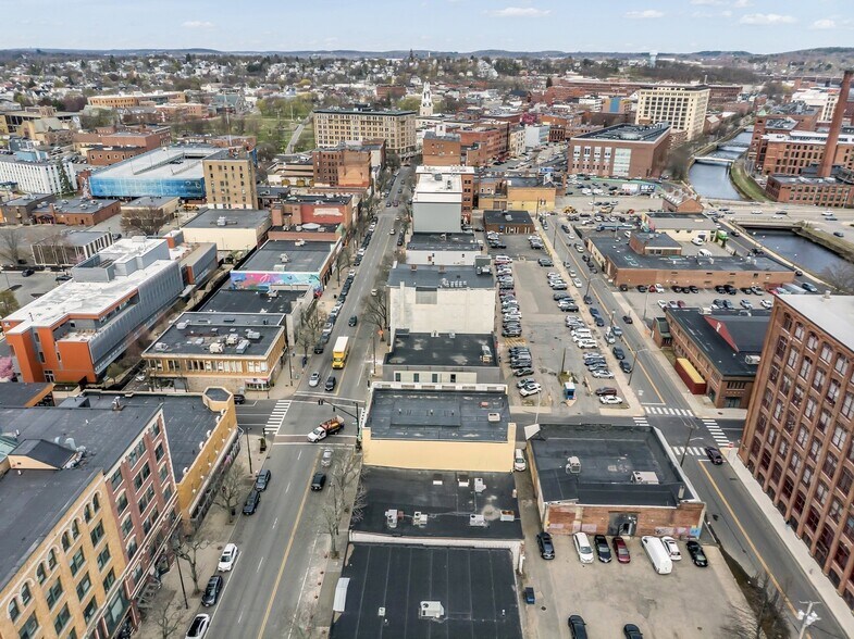 More Photos Of 464-468 Essex St @ Hampshire st, Lawrence Office For Sale