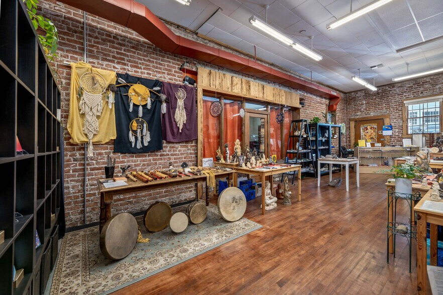 More Photos Of 200 Commercial St, Nevada City Freestanding For Sale