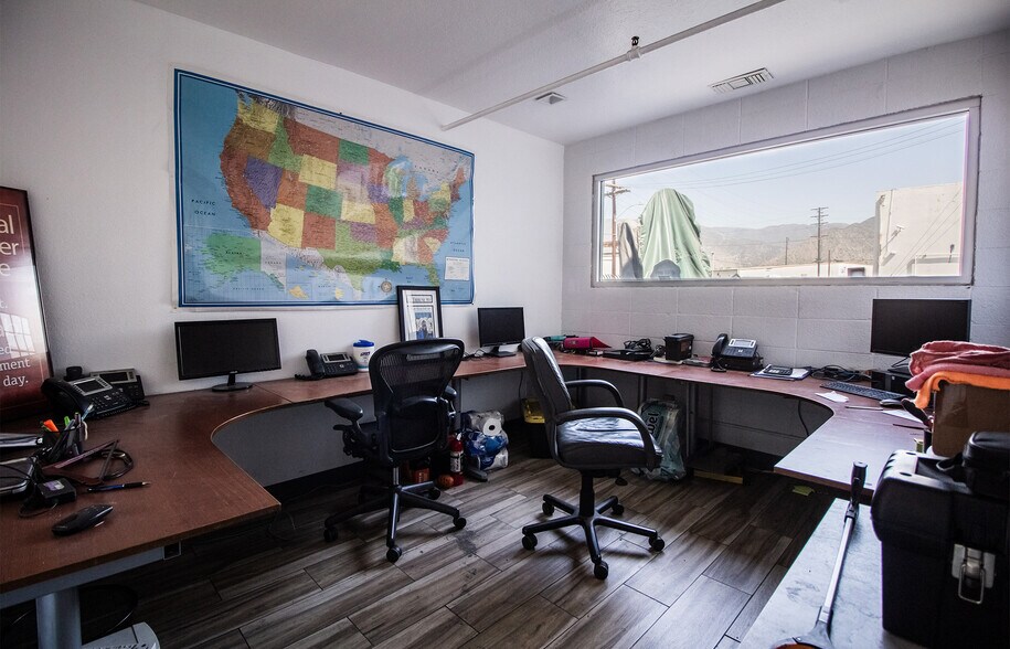 More Photos Of 748 N McKeever Ave, Azusa Warehouse For Sale
