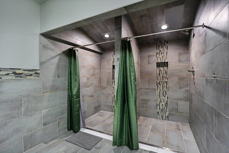 More Photos Of 1230 Big Thompson Ave, Estes Park Medical For Sale