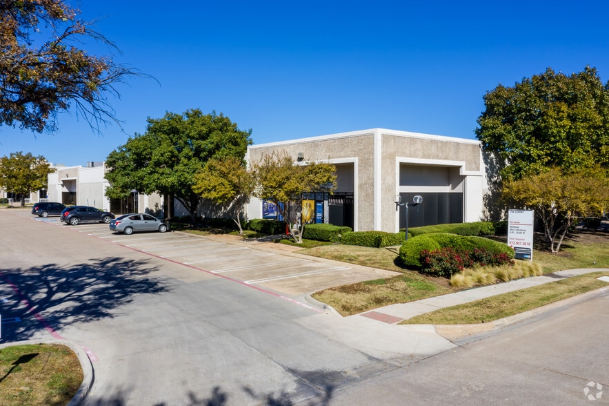 More Photos Of 2553 Summit Ave, Plano Unknown For Lease