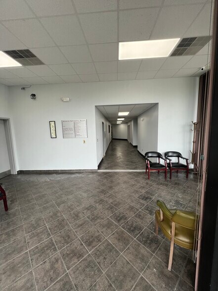 More Photos Of 255 Route 3, Secaucus Medical For Lease