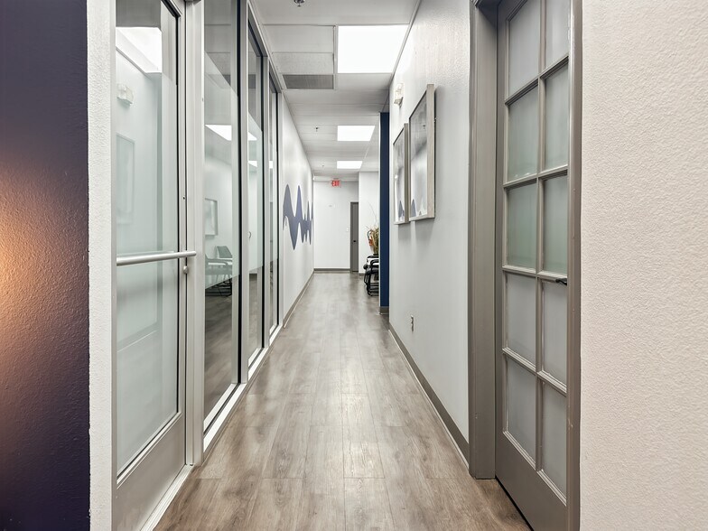 More Photos Of 6300 Riverside Plaza Ln NW, Albuquerque Coworking Space