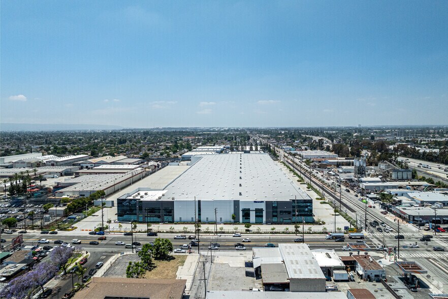 More Photos Of 2400 E Artesia Blvd, Long Beach Warehouse For Lease