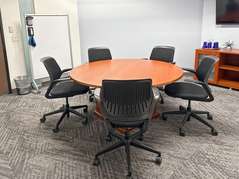 More Photos Of 3017 Douglas Blvd, Roseville Coworking Space