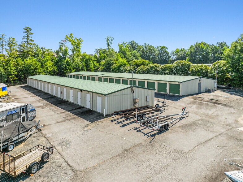 More Photos Of 144 Bw Thomas Dr, Fort Mill Self Storage For Sale
