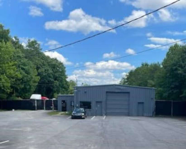 Primary Photo Of 4176 Buford Hwy, Duluth Auto Repair For Lease