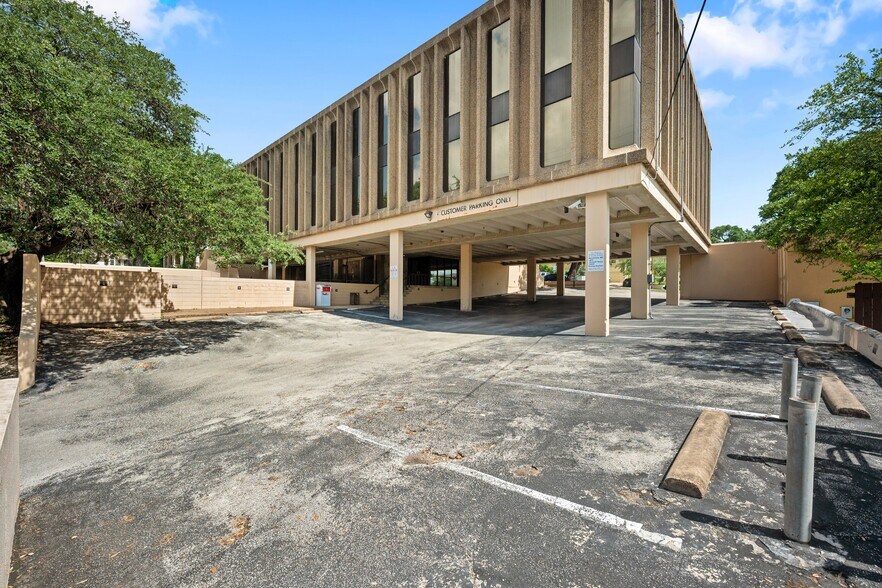 More Photos Of 1411 West Ave, Austin Office For Sale