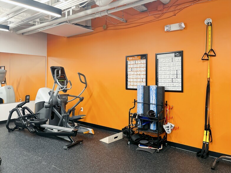 More Photos Of 5201 Eden Ave, Edina Coworking Space