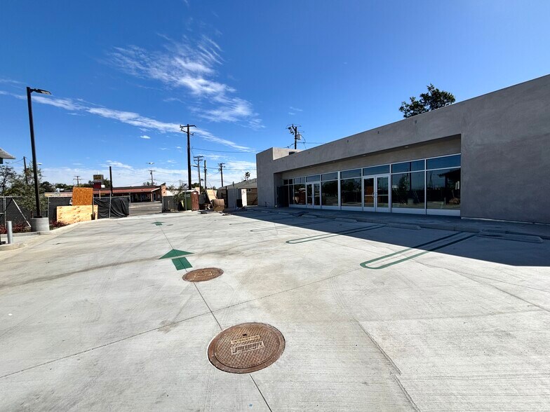 More Photos Of 887 N Glassell St, Orange Freestanding For Lease
