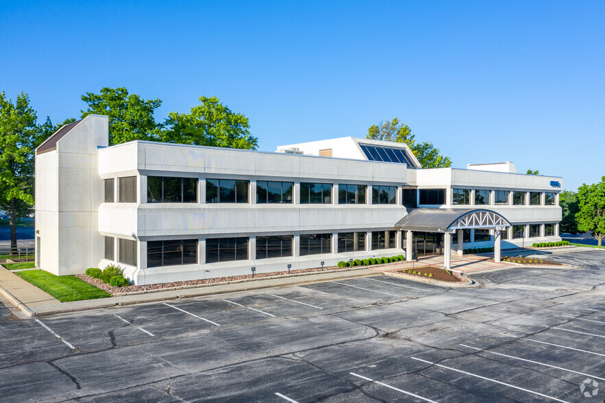 Primary Photo Of 6740 Antioch Rd, Merriam Office For Lease