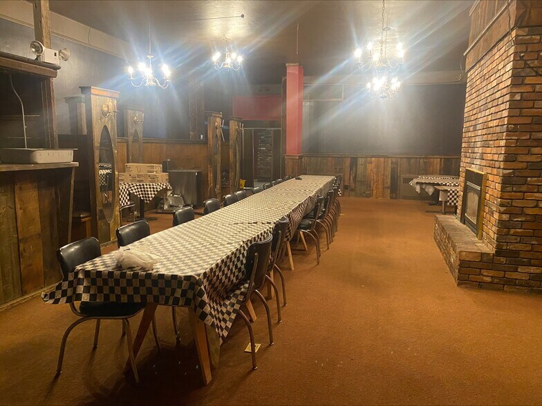 More Photos Of 207 S 3rd St, Laramie Restaurant For Sale