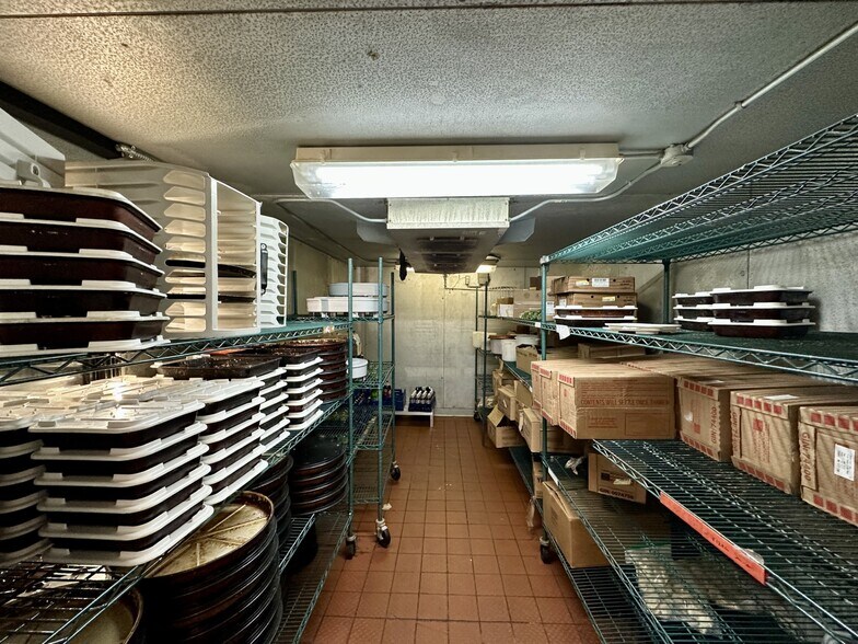 More Photos Of 6736 E Main St, Reynoldsburg Fast Food For Sale