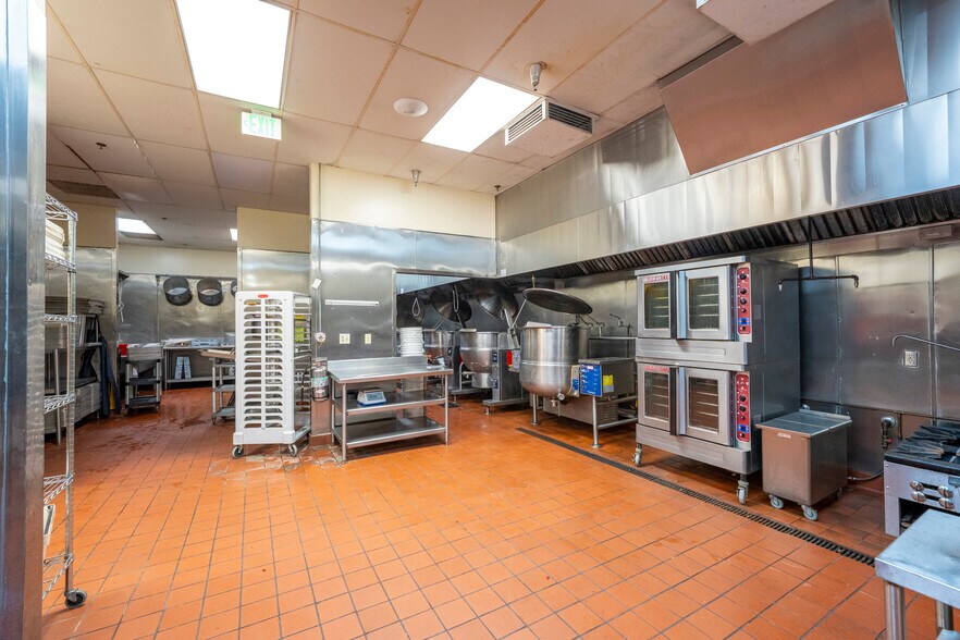 More Photos Of 429 S Palm Ave, Alhambra Food Processing For Sale
