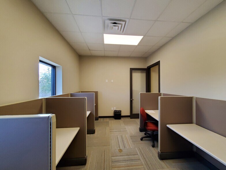 More Photos Of 4725 College Park, San Antonio Office For Lease